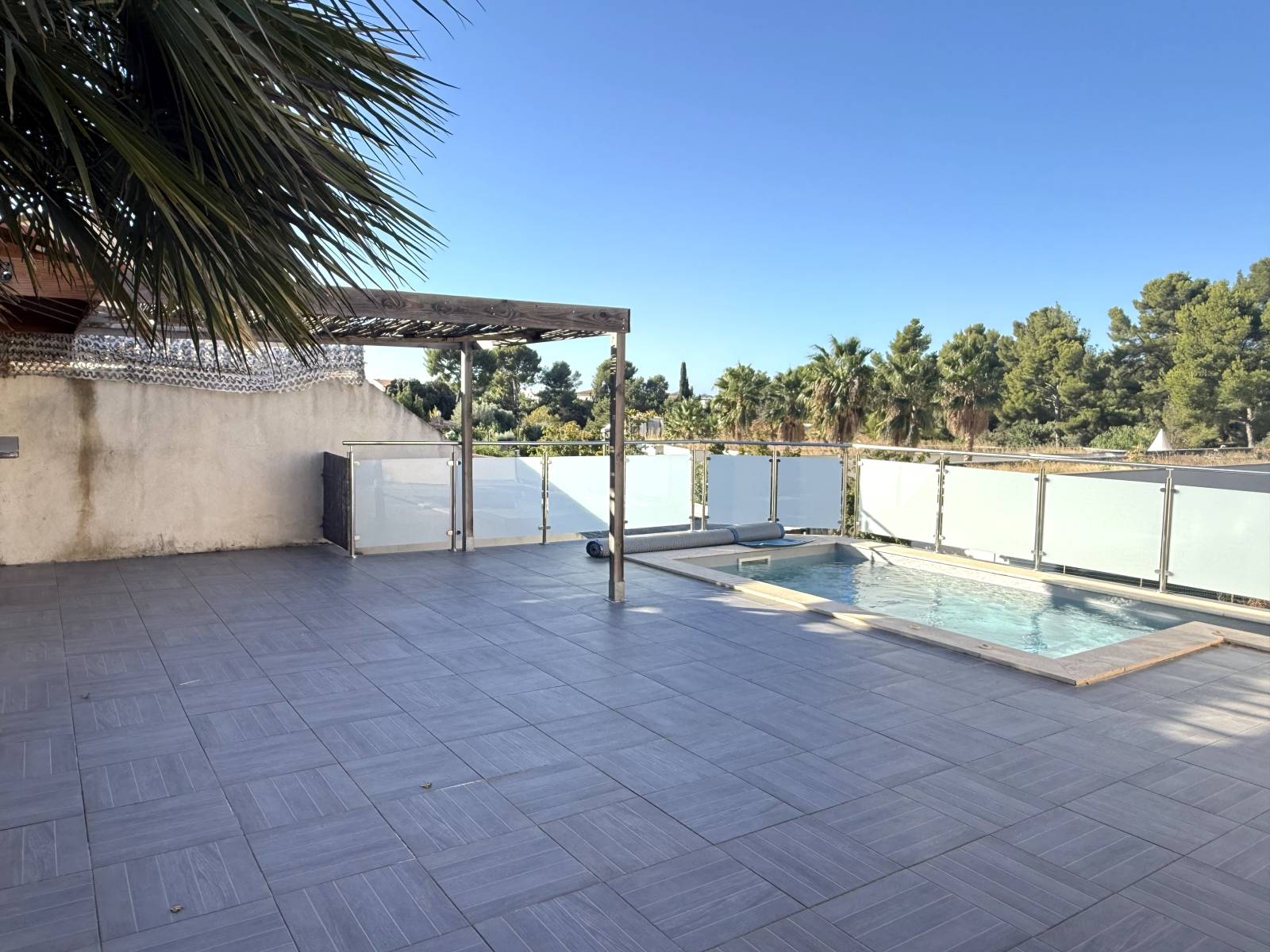 Investisseurs / familles : villa T4 + T4 indépendante à vendre dans secteur recherché