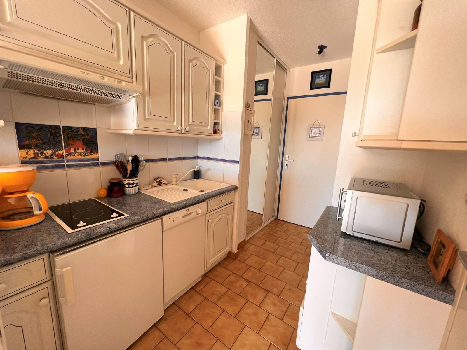 Appartement avec extérieur et parking à La Ciotat secteur Fontsainte