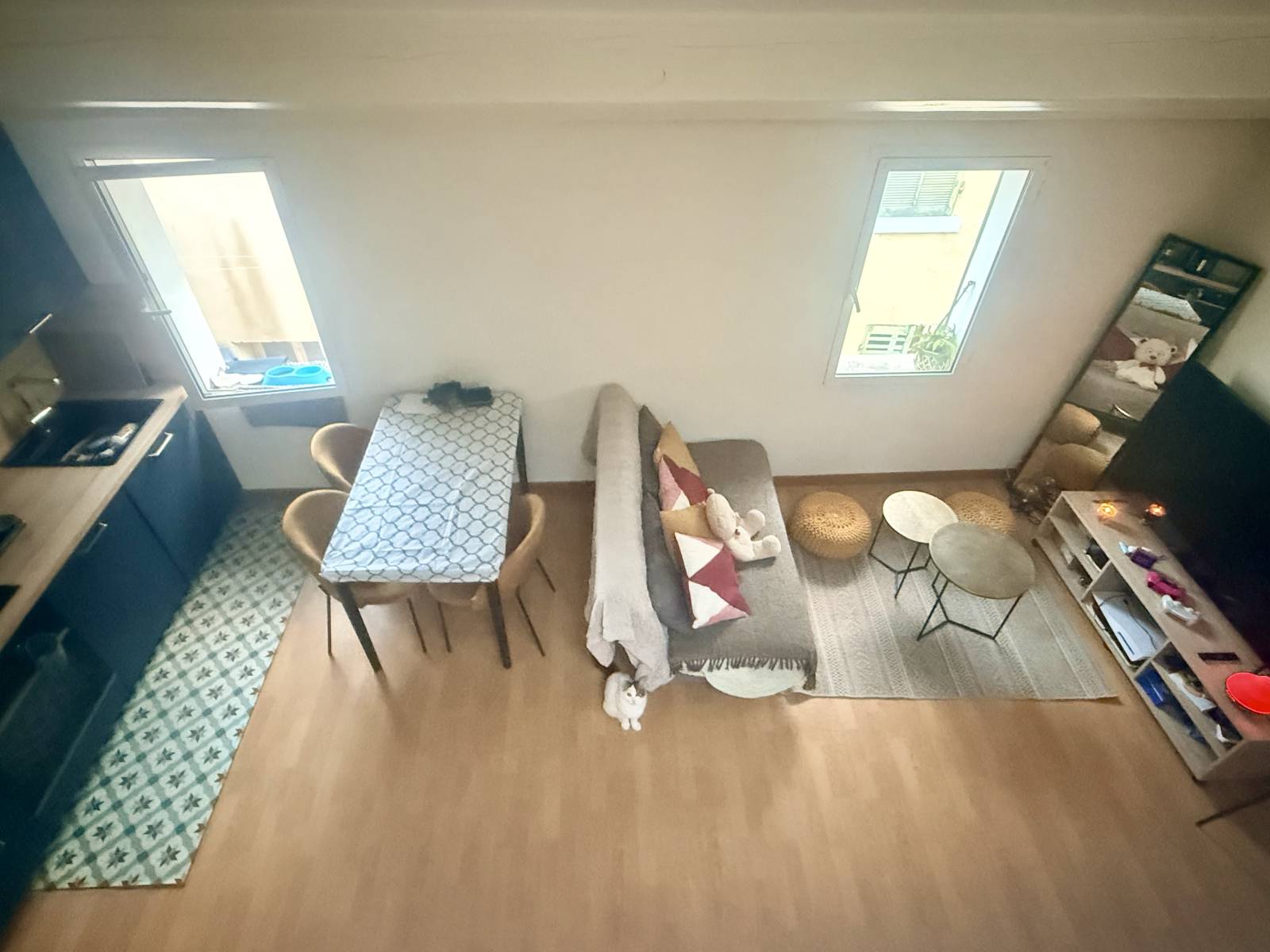 Studio meublé avec mezzanine rénové – Centre-ville de La Ciotat