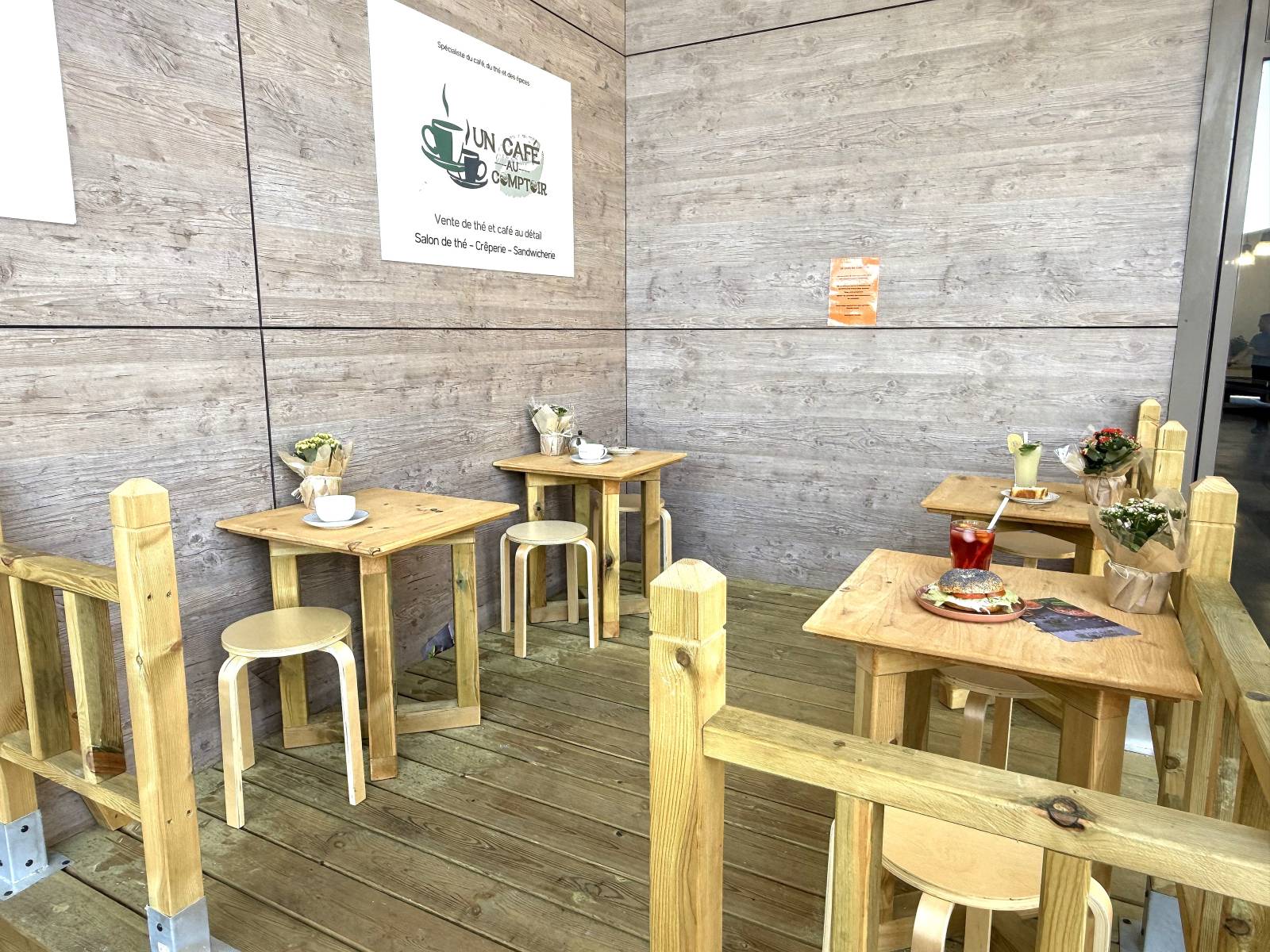 Commerce à Fort Potentiel : Snacking & Épicerie Fine en Vente – La Ciotat