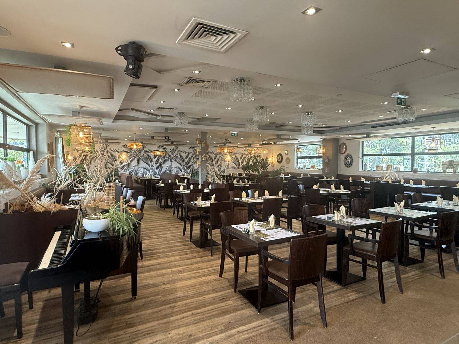 Restaurant de Qualité Supérieure à Vendre – La Ciotat, Zone Athélia