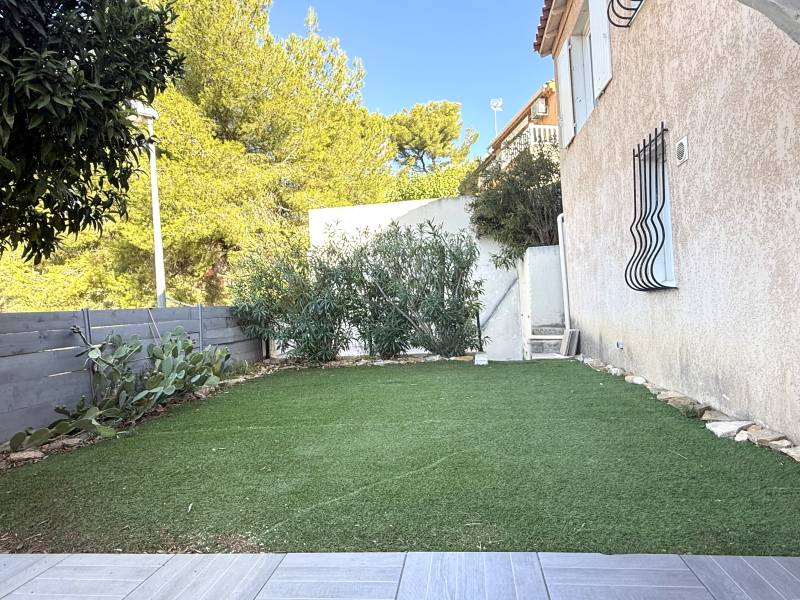 Villa à vendre divisée en 2 T4 indépendants – Idéal investissement ou projet familial