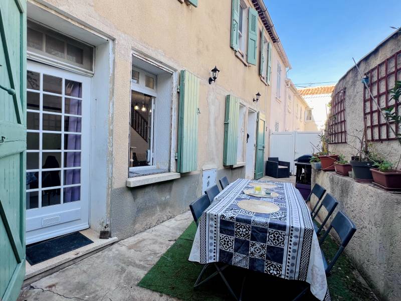 Charmante maison de ville avec extérieur à deux pas du centre de La Ciotat