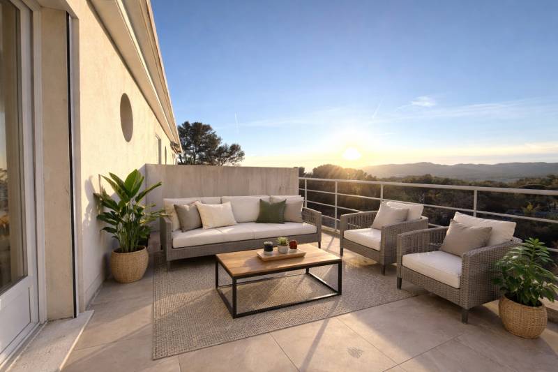 Vente duplex 75 m² avec terrasse et double garage à La Ciotat quartier gare