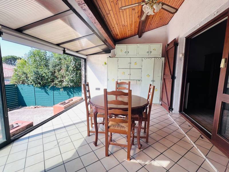 Vendez Votre Maisonnette à Rafraîchir avec Terrasse et Stationnement à La Ciotat