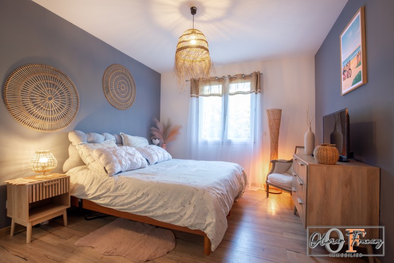À vendre : Villa spacieuse avec piscine, centre-ville de La Ciotat