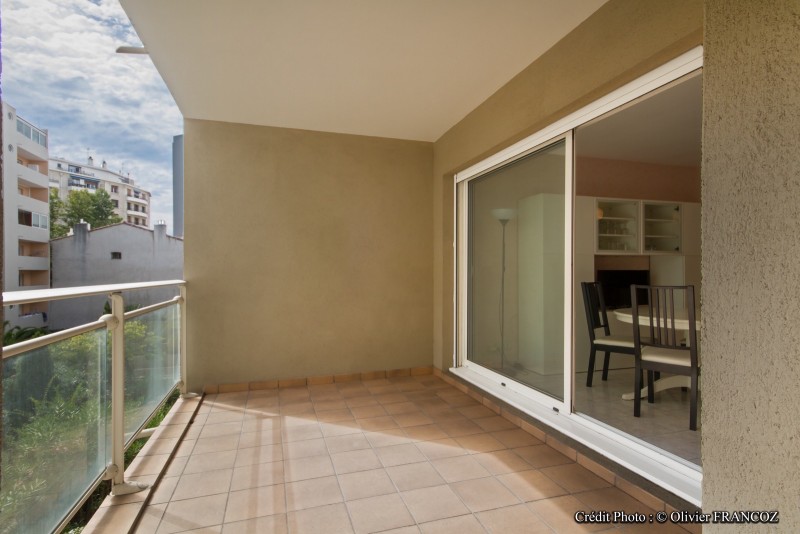 ESTIMATION DE VOTRE APPARTEMENT DE TYPE 3 AVEC TERRASSE EG GARAGE DANS UNE RÉSIDENCE RÉCENTE SITUÉE À MARSEILLE