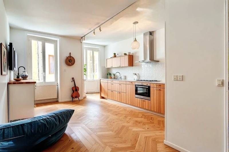 Appartement à Rafraîchir avec Alcôve – Opportunité Rare à La Ciotat !