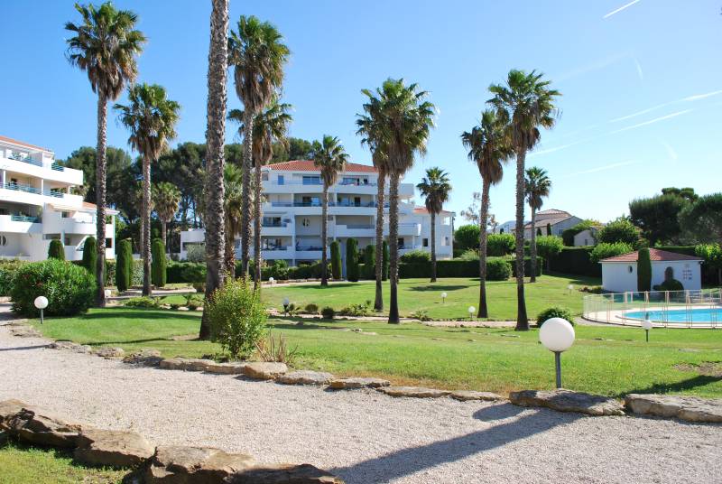 Vente appartement Type 4 avec jardin, piscine et parc – La Ciotat
