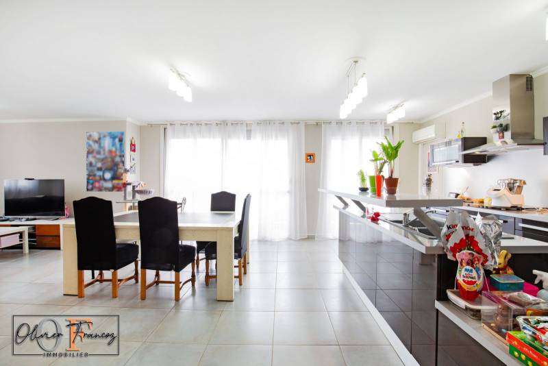 Magnifique T4 de 105 m² avec Terrasse et Vue Panoramique sur Marseille
