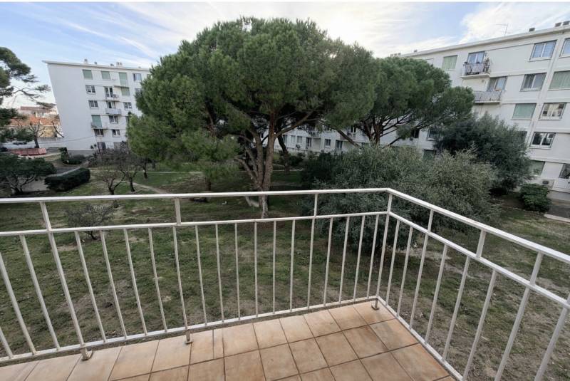 Vente appartement T3 avec balcon et cave à La Ciotat – Quartier Hôpital