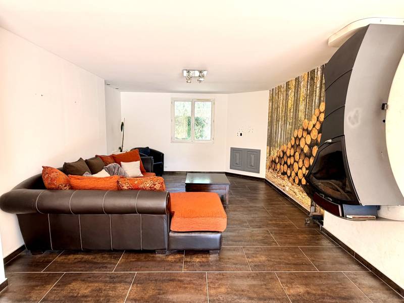 Villa avec piscine à Ceyreste 150 m² sur terrain de 1000 m²