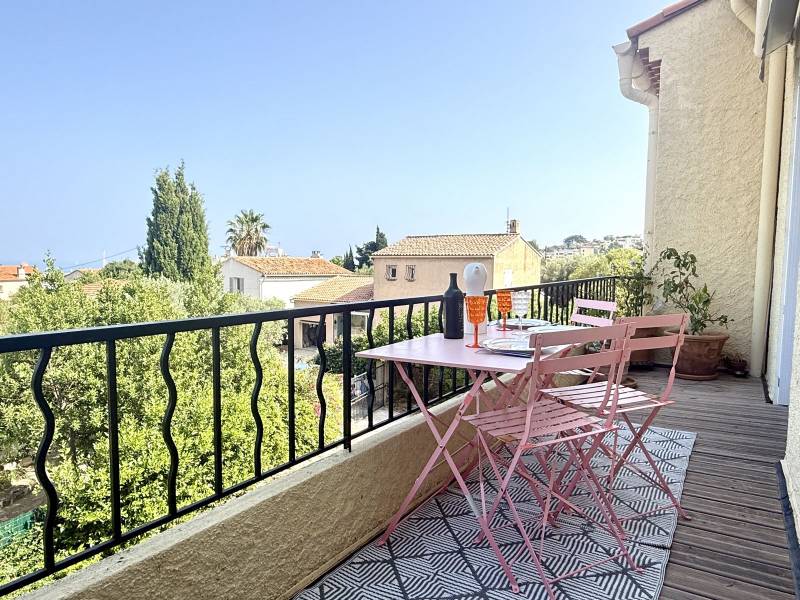 Haut de Villa La Ciotat – 104 m², Terrasse, Balcon et Vue sur la Mer