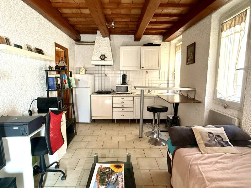 Studio 21 m² avec Locataire en Place – Opportunité Rare dans le Centre de La Ciotat