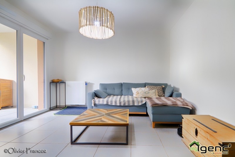 VENTE APPARTEMENT RÉCENT DE TYPE 2 AVEC UNE TERRASSE ET GARAGE SITUÉ AU GAROUTIER A LA CIOTAT 